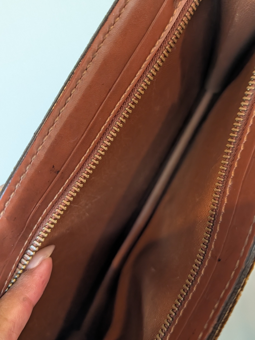 Louis Vuitton Vintage Monogram Canvas Clutch - Brown/Gold - Picture 9 of 11